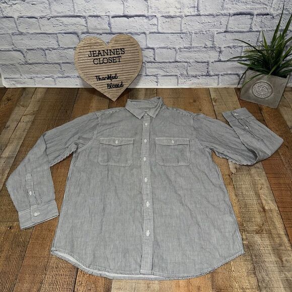 Everlane pin stripe casual button down shirt NWOT - Picture 2 of 9